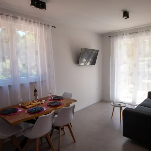 Apartman Tonka Blace - dnevna soba